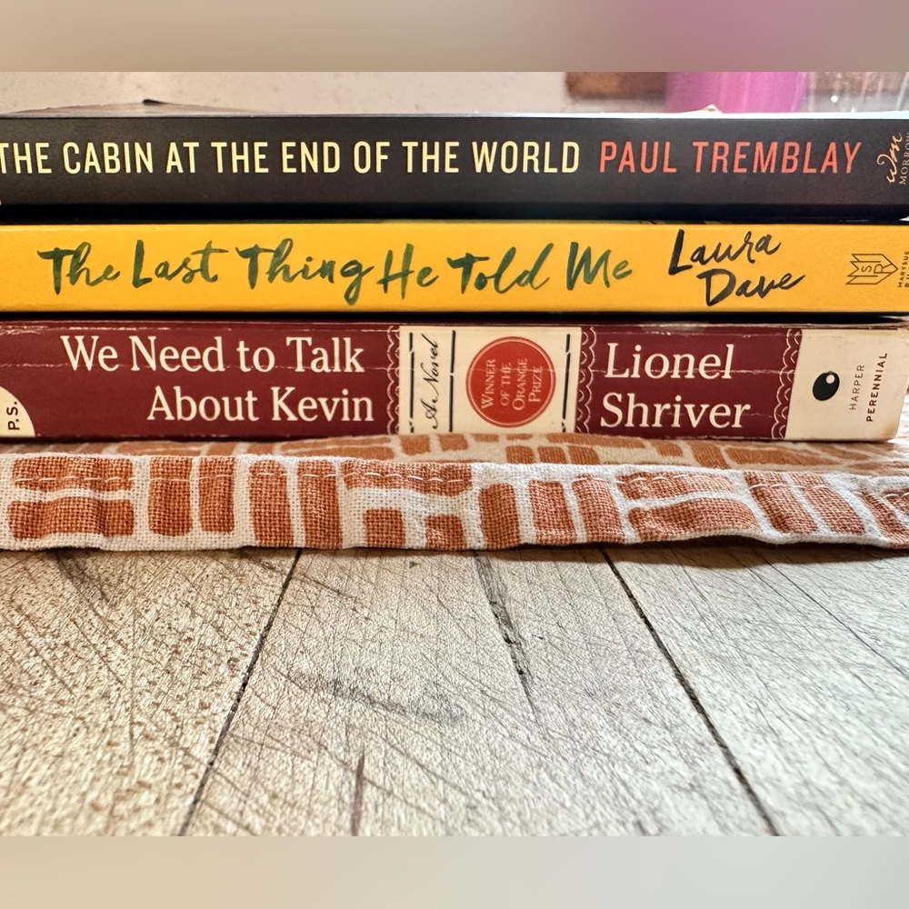 Set of 3 thriller books